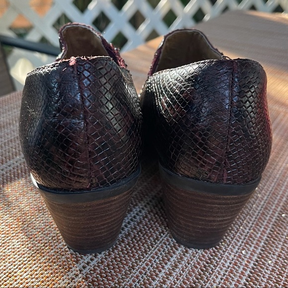 Lucky Brand Tabea Snake Print Booties | 7.5 | Leather - Picture 5 of 9